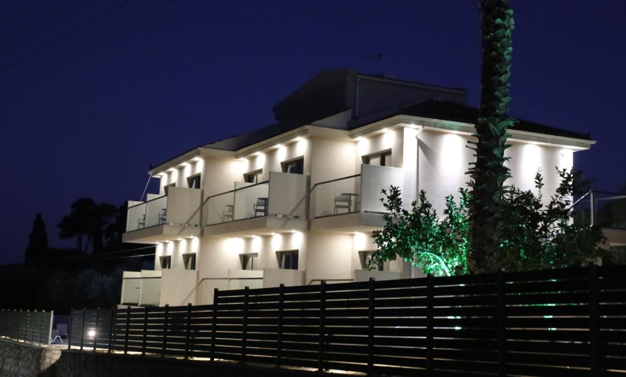 Armonia Hotel *